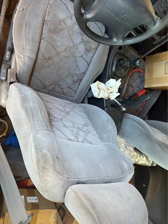 1998 Mitsubishi Eclipse 2nd Gen - Image 4 of 9