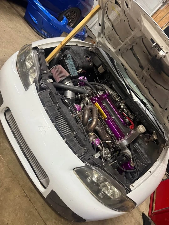 1998 Mitsubishi Eclipse 2nd Gen - Image 2 of 11