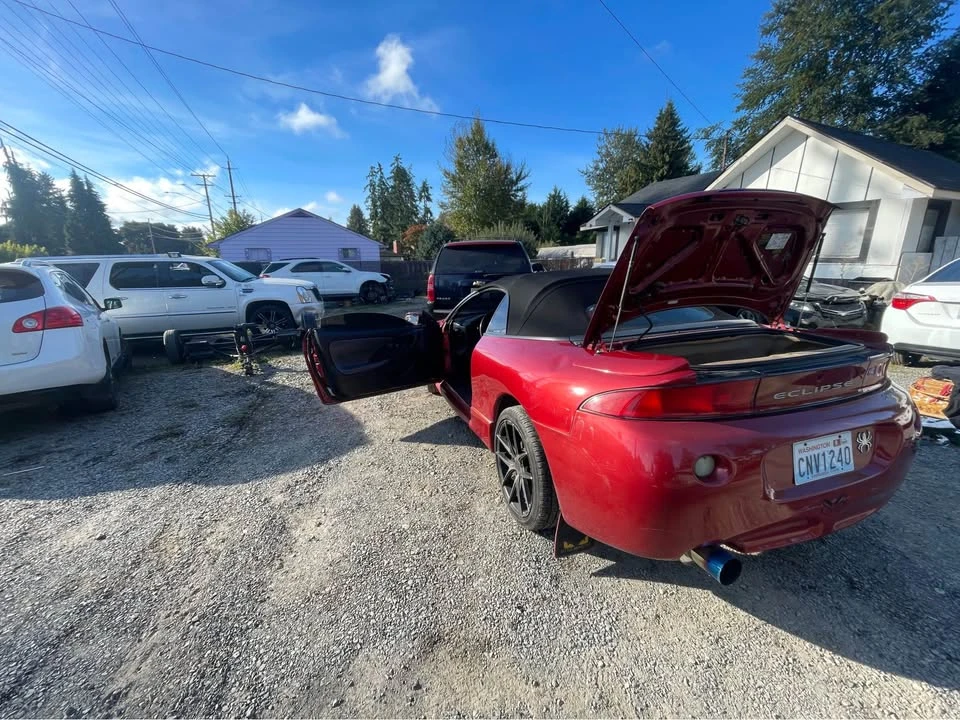 1998 Mitsubishi Eclipse 2nd Gen - Image 9 of 13