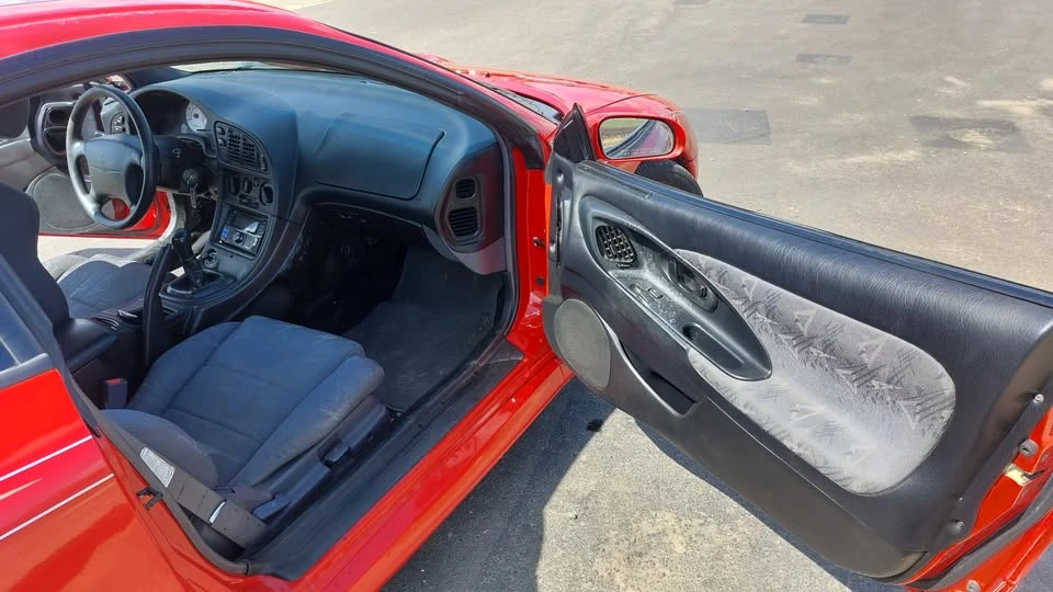 1998 Mitsubishi Eclipse 2nd Gen - Image 11 of 17