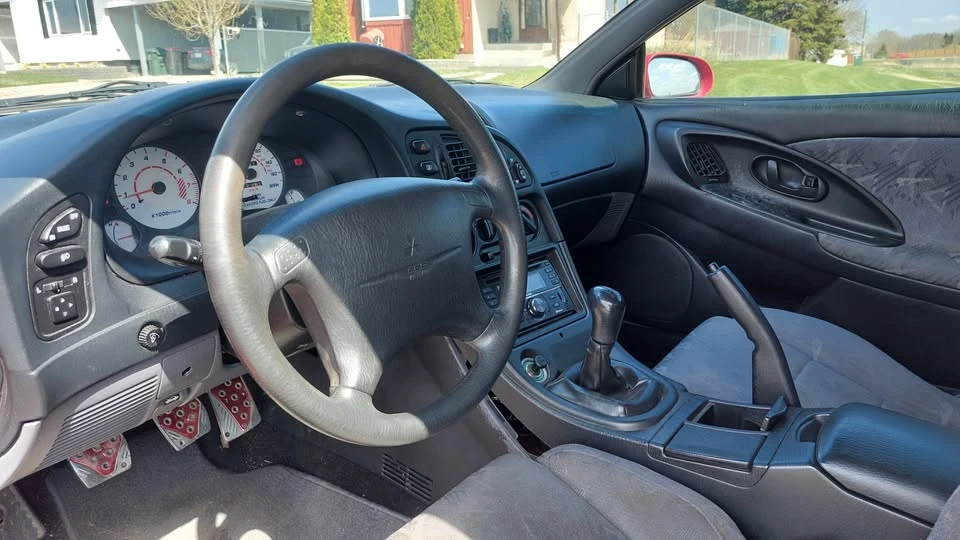 1998 Mitsubishi Eclipse 2nd Gen - Image 13 of 17