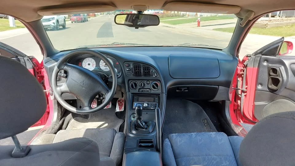 1998 Mitsubishi Eclipse 2nd Gen - Image 9 of 17