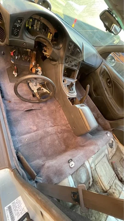 1998 Mitsubishi Eclipse 2nd Gen - Image 2 of 10