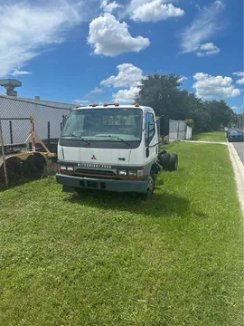 1998 Mitsubishi FEHD Truck