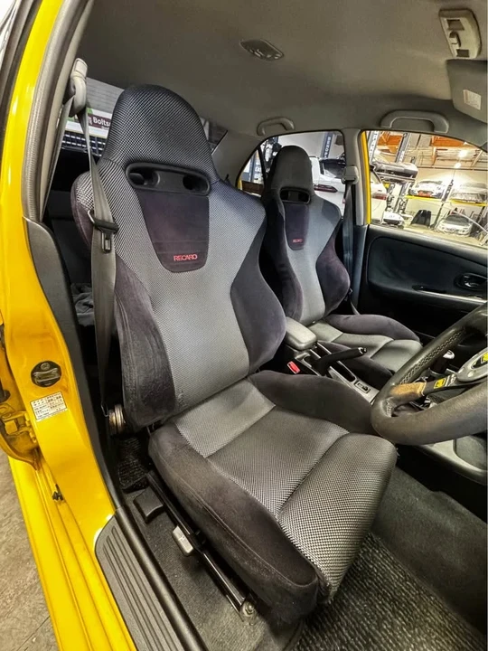 1998 Mitsubishi Lancer Evolution V 6th Gen - Image 2 of 11