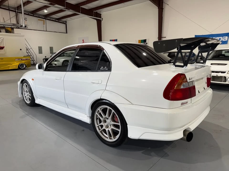 1998 Mitsubishi Lancer Evolution V 6th Gen - Image 3 of 16