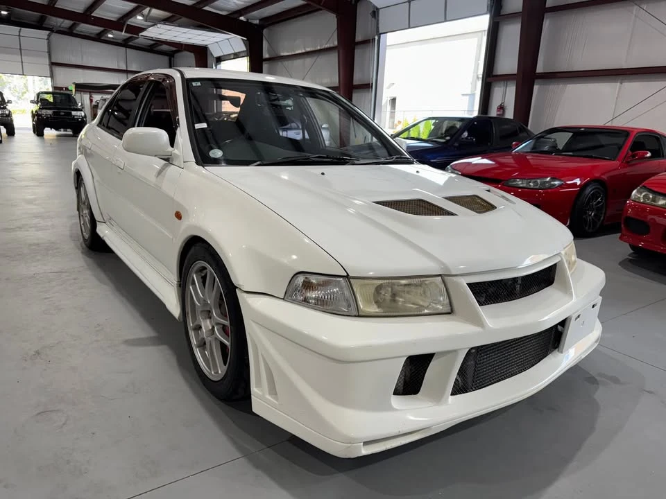 1998 Mitsubishi Lancer - Image 8 of 17