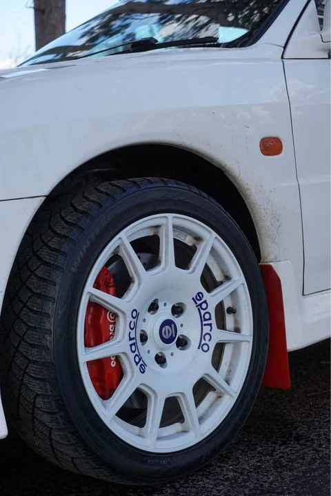 1998 Mitsubishi Lancer Evolution IV 6th Gen - Image 6 of 9