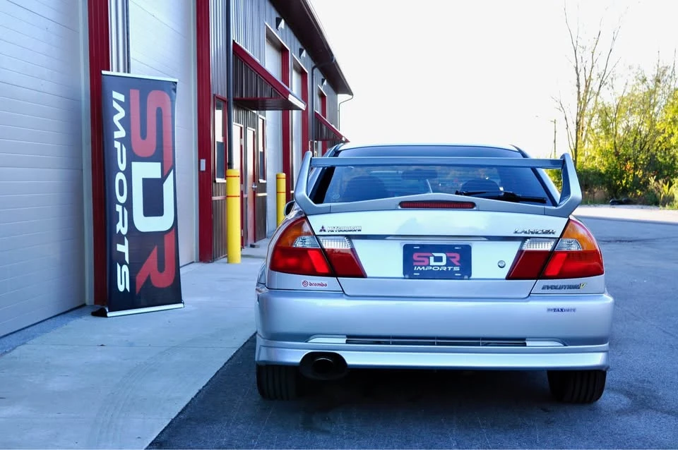 1998 Mitsubishi Lancer Evolution V 6th Gen - Image 4 of 18