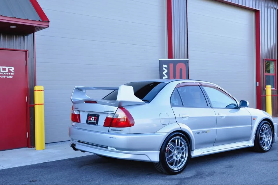 1998 Mitsubishi Lancer Evolution V 6th Gen - Image 3 of 18