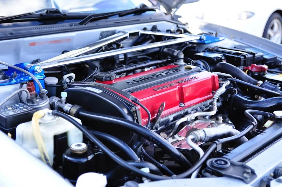 1998 Mitsubishi Lancer Evolution V 6th Gen - Image 15 of 18