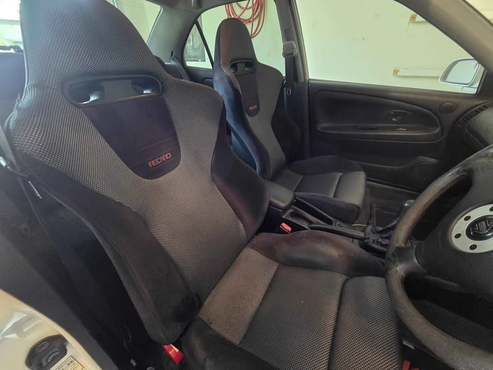 1998 Mitsubishi Lancer Evolution V 6th Gen - Image 10 of 17