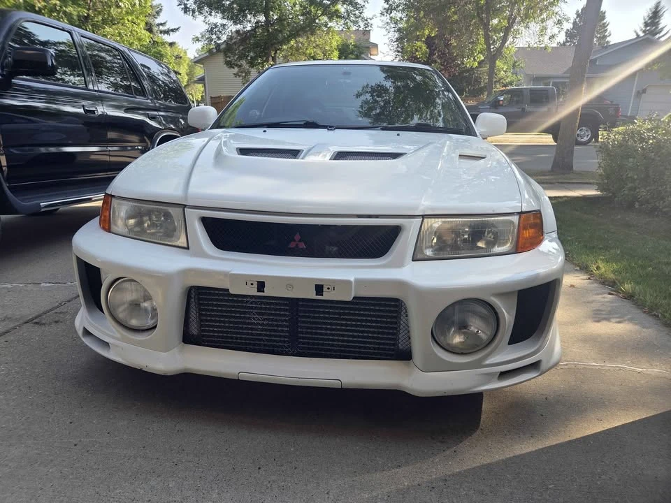 1998 Mitsubishi Lancer Evolution V 6th Gen - Image 2 of 17