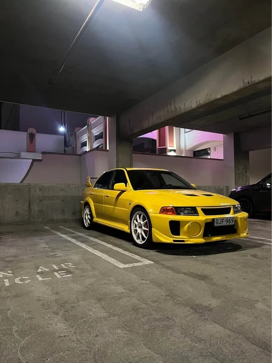1998 Mitsubishi Lancer Evolution V 6th Gen - Image 7 of 16