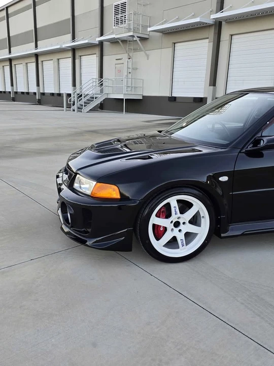 1998 Mitsubishi Lancer Evolution V 6th Gen - Image 8 of 15