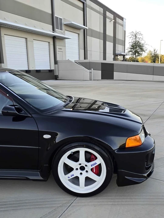 1998 Mitsubishi Lancer Evolution V 6th Gen - Image 10 of 15