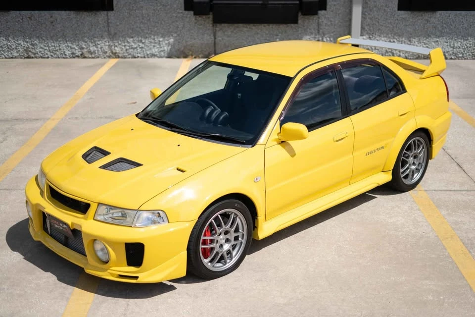 1998 Mitsubishi Lancer Evolution V 6th Gen - Image 2 of 18