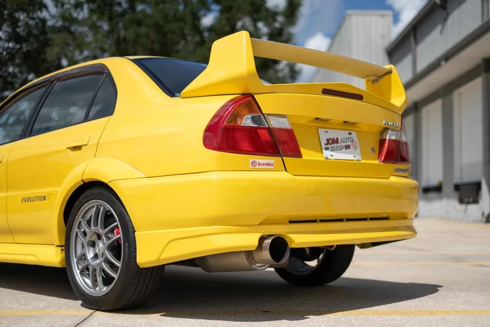 1998 Mitsubishi Lancer Evolution V 6th Gen - Image 8 of 18