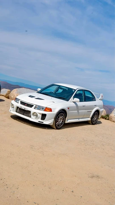 1998 Mitsubishi Lancer Evolution V 6th Gen - Image 4 of 4