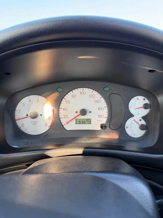 1998 Mitsubishi Lancer Evolution V 6th Gen - Image 9 of 17