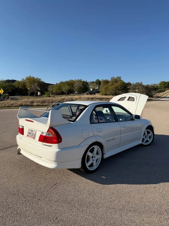 1998 Mitsubishi Lancer Evolution V 6th Gen - Image 7 of 17