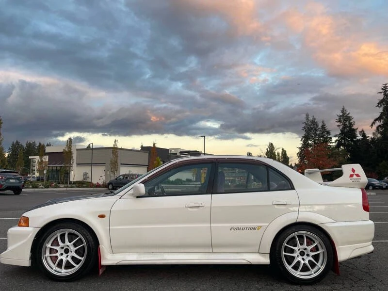 1998 Mitsubishi Lancer Evolution V 6th Gen - Image 6 of 20