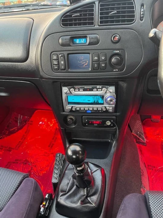 1998 Mitsubishi Lancer Evolution V 6th Gen - Image 16 of 20