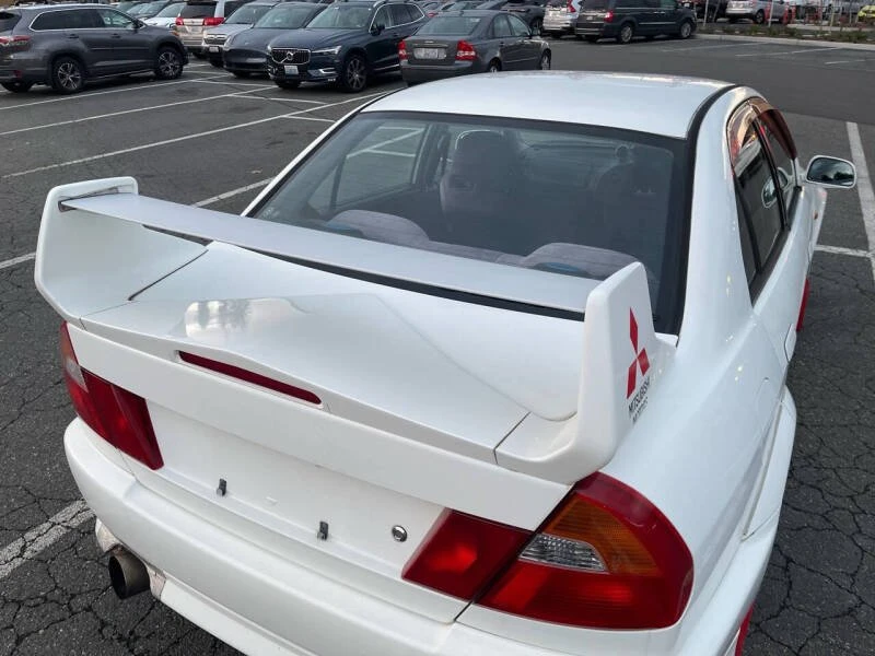 1998 Mitsubishi Lancer Evolution V 6th Gen - Image 8 of 20