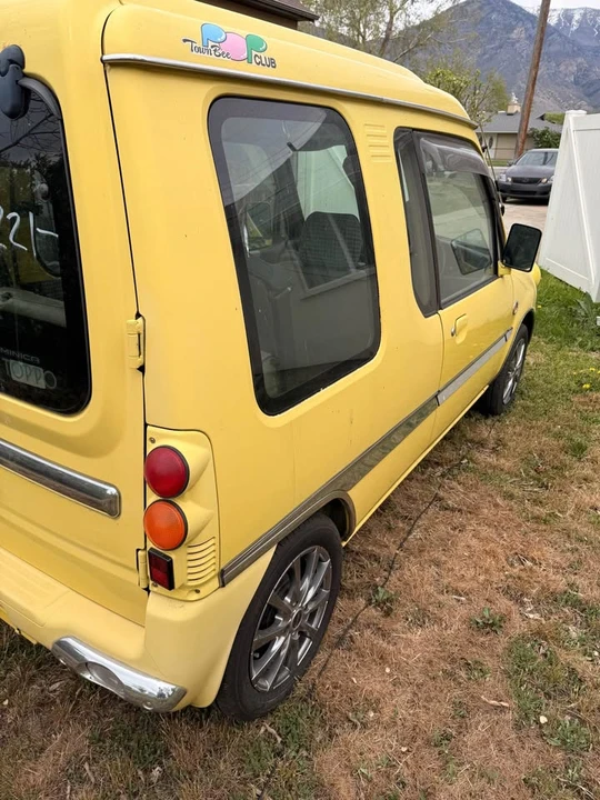 1998 Mitsubishi Toppo 2nd Gen - Image 3 of 7
