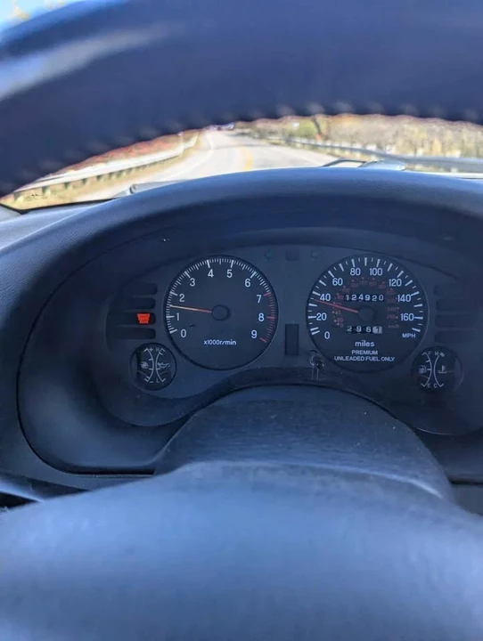 1998 Mitsubishi Eclipse 2nd Gen - Image 3 of 4