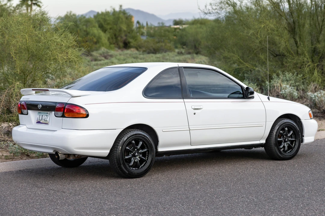 1998 Nissan Sentra 4th Gen - Image 7 of 31