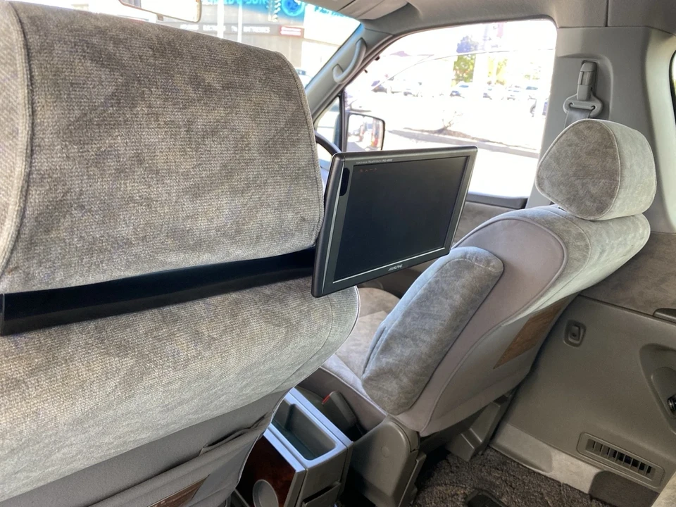 1998 Nissan Caravan 3rd Gen - Image 18 of 21