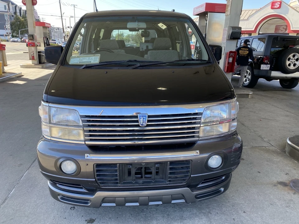 1998 Nissan Caravan 3rd Gen - Image 8 of 21
