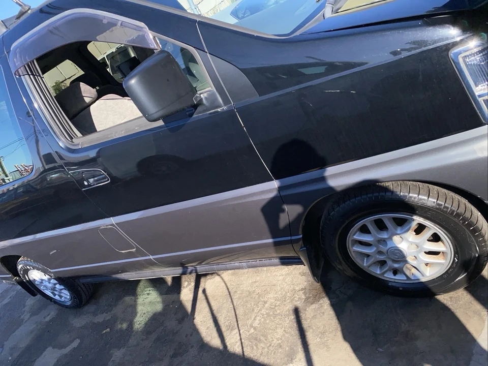 1998 Nissan Caravan 3rd Gen - Image 11 of 21