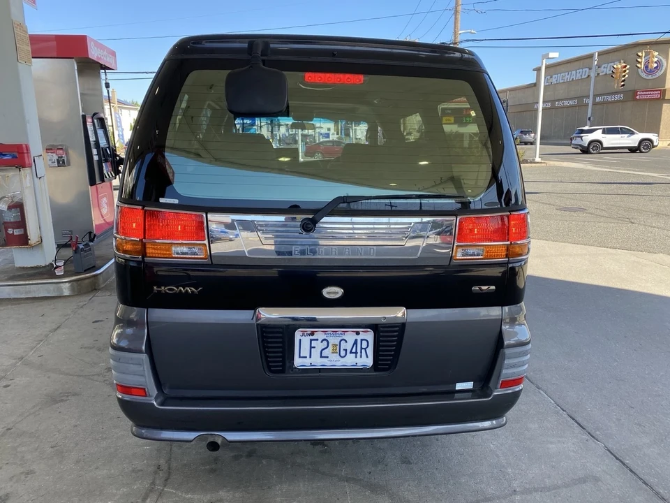 1998 Nissan Caravan 4th Gen - Image 9 of 21