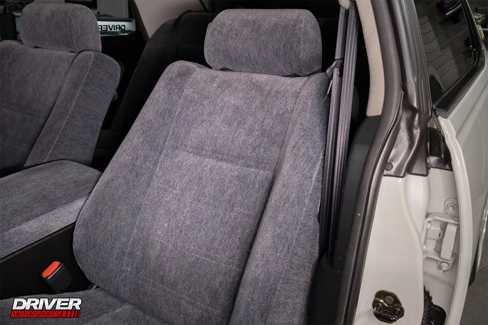 1998 Nissan Cedric 9th Gen - Image 15 of 20