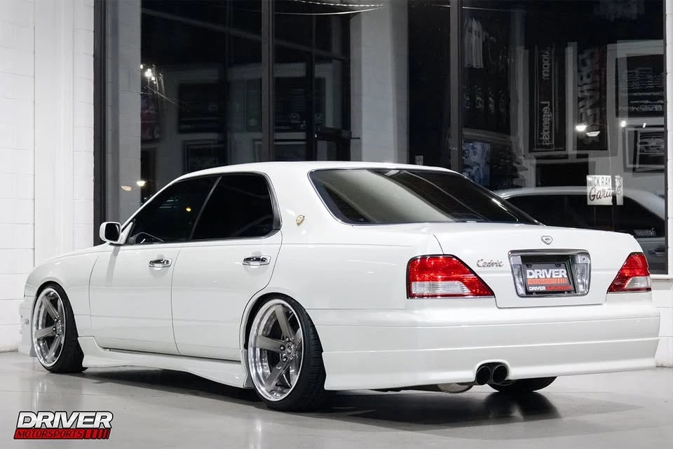 1998 Nissan Cedric 9th Gen - Image 7 of 20