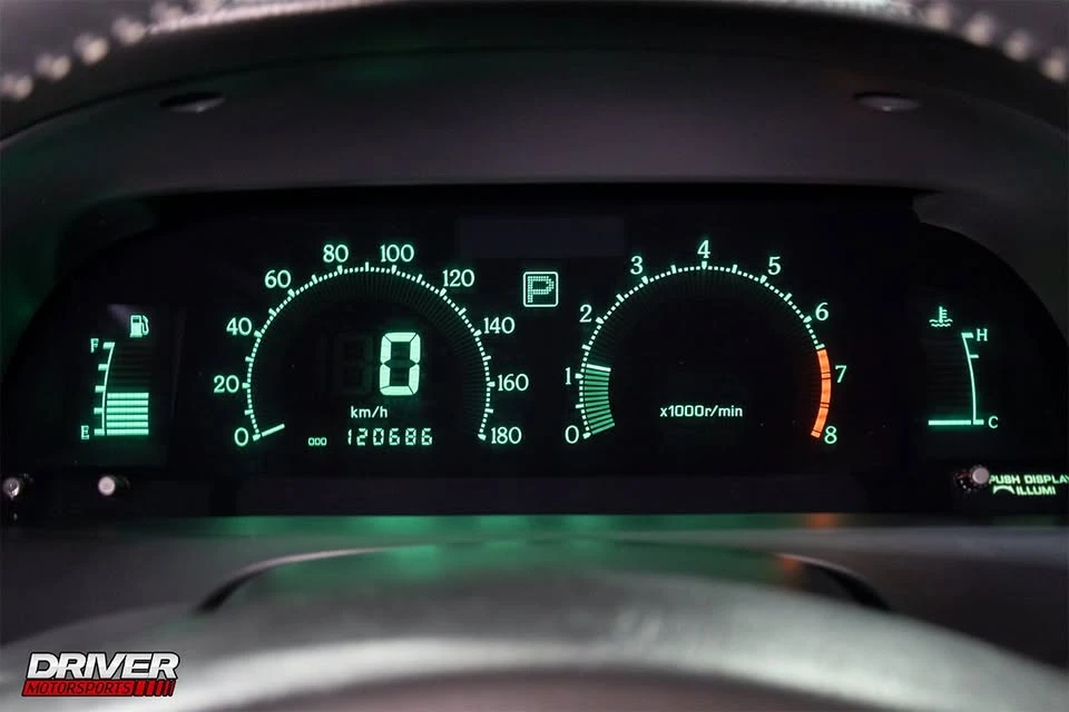 1998 Nissan Cedric 9th Gen - Image 17 of 20