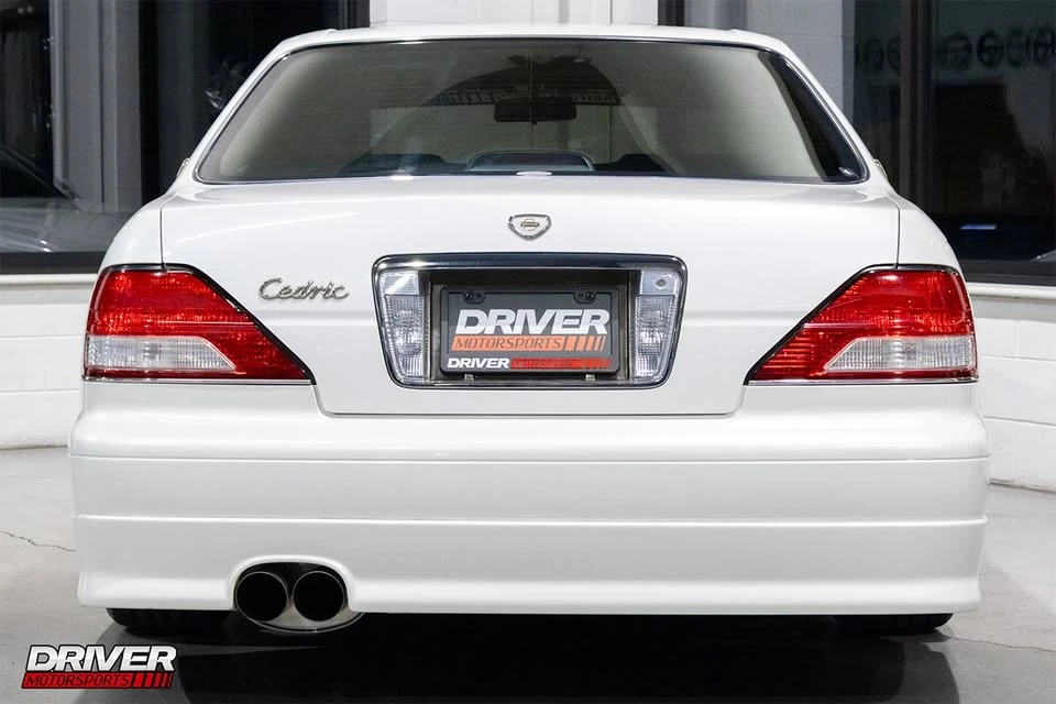 1998 Nissan Cedric 9th Gen - Image 8 of 20