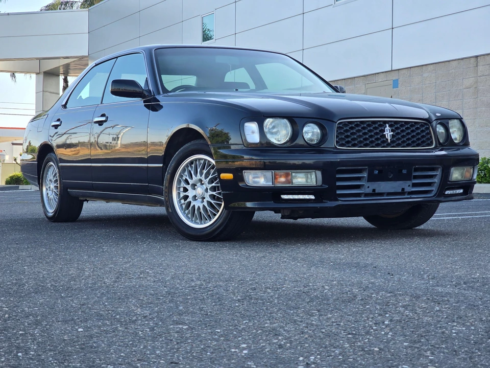 1998 Nissan Cedric 9th Gen - Image 25 of 31