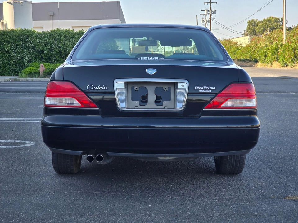 1998 Nissan Cedric 9th Gen - Image 17 of 31