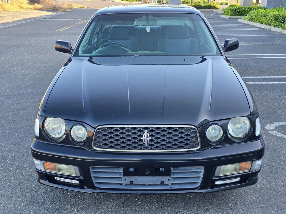 1998 Nissan Cedric 9th Gen - Image 9 of 31