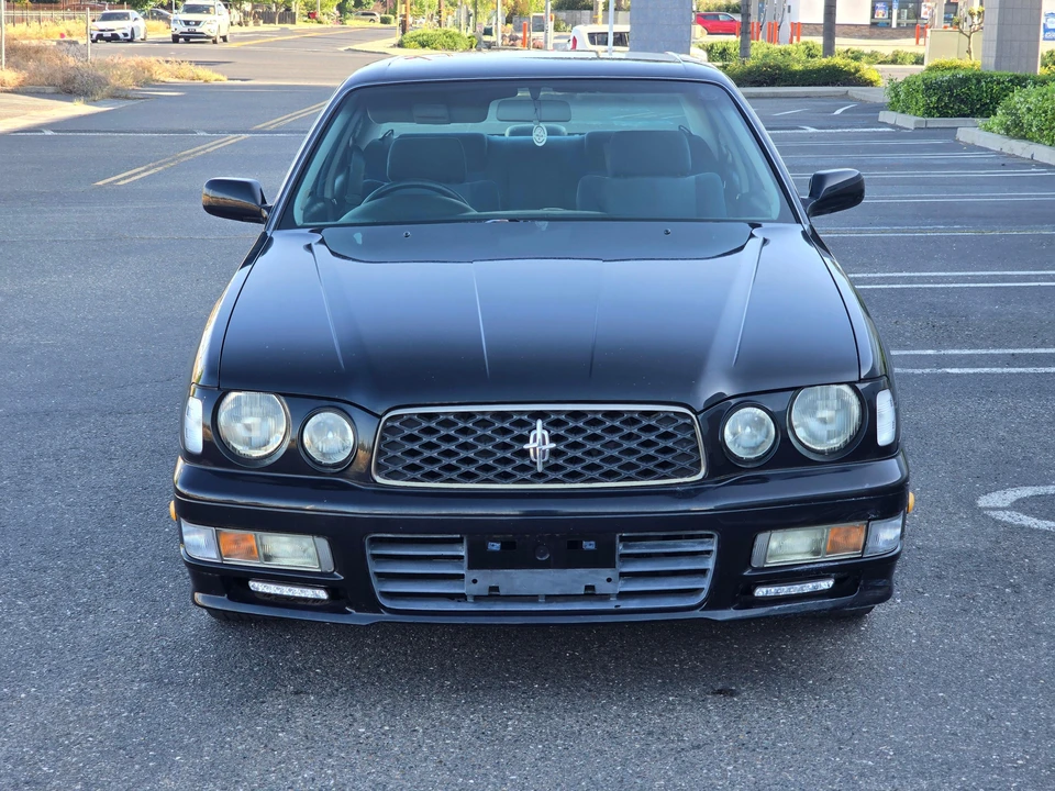 1998 Nissan Cedric 9th Gen - Image 8 of 31