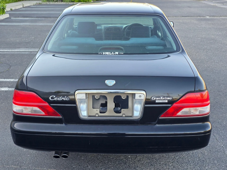 1998 Nissan Cedric 9th Gen - Image 18 of 31