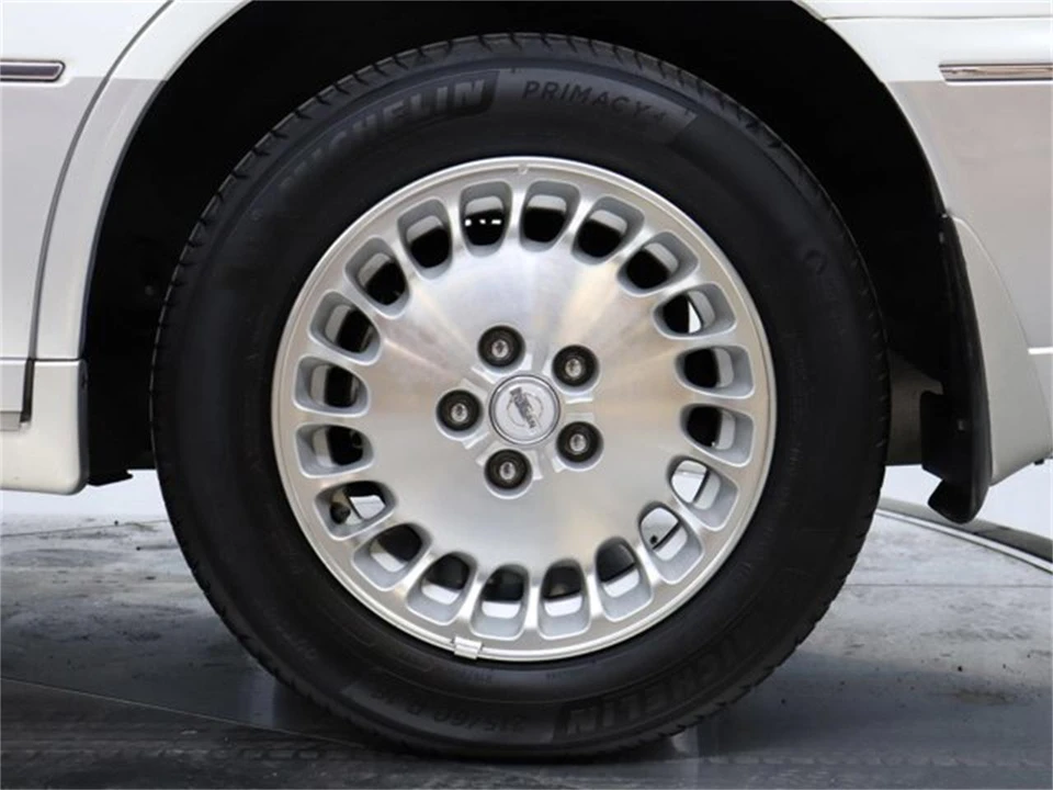 1998 Nissan Cima 3rd Gen - Image 31 of 31
