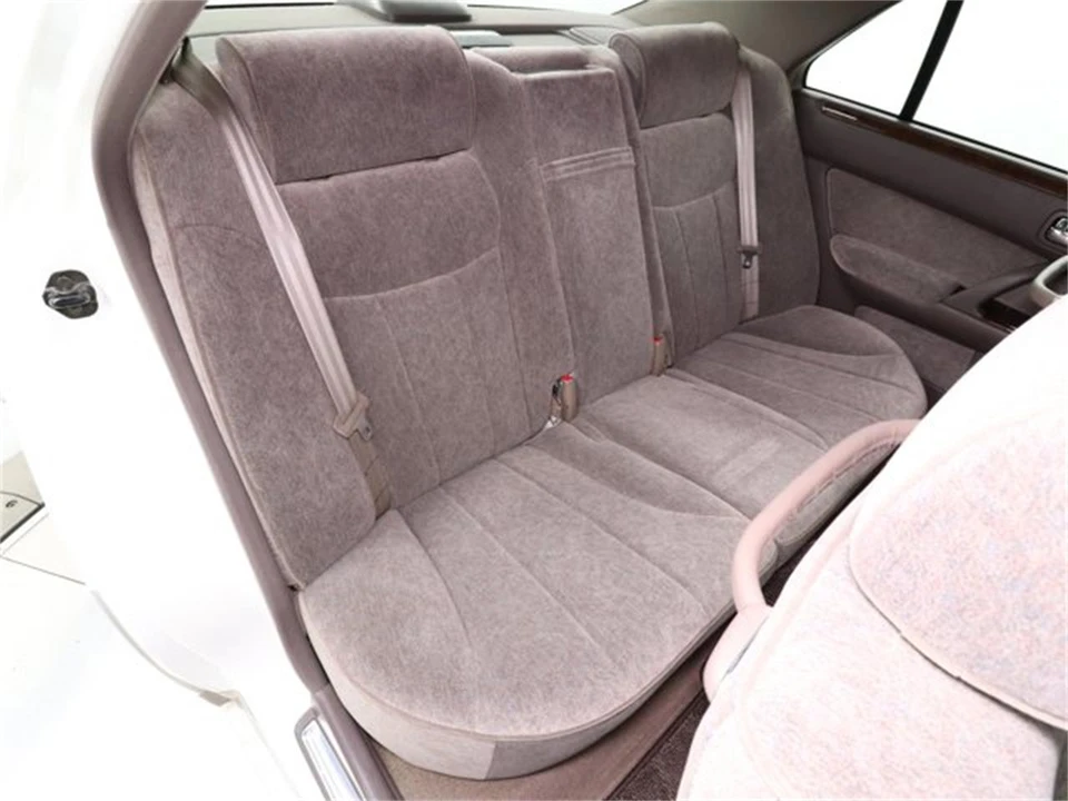 1998 Nissan Cima 3rd Gen - Image 17 of 31