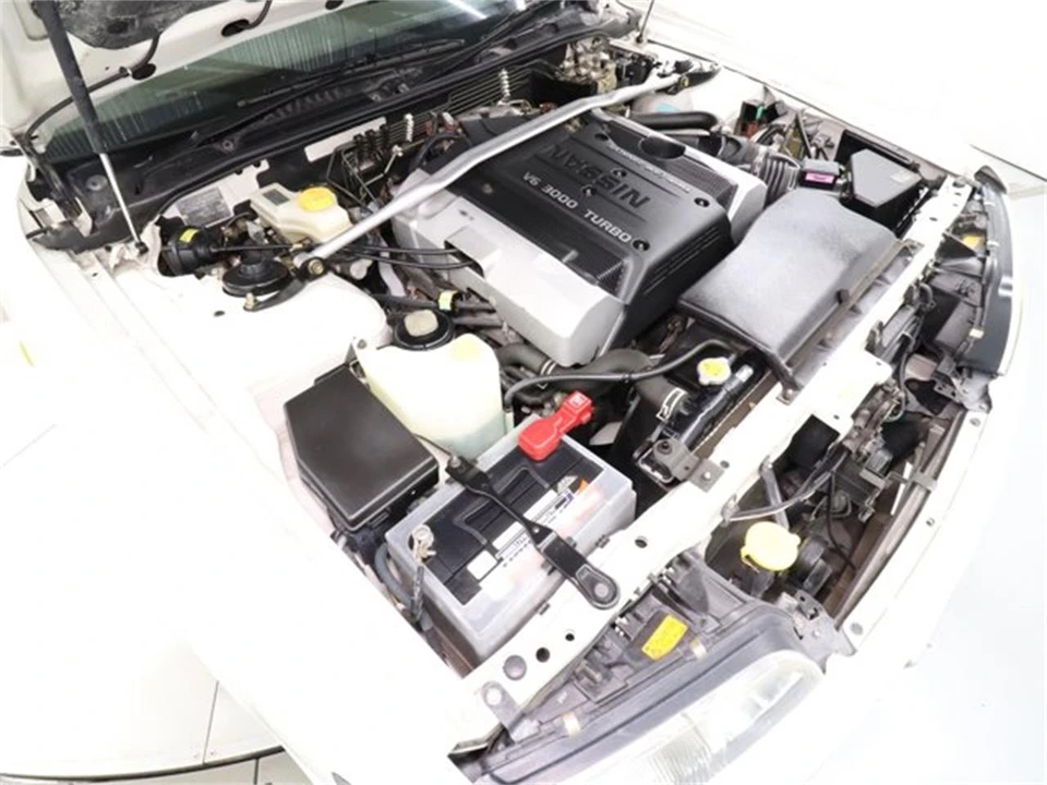 1998 Nissan Cima 3rd Gen - Image 24 of 31