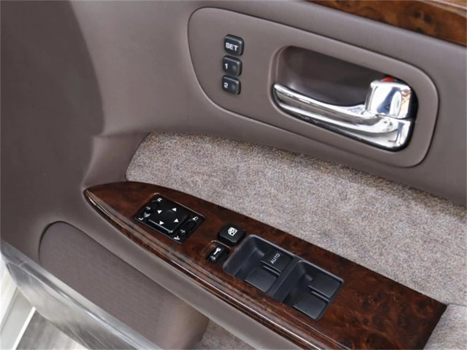 1998 Nissan Cima 3rd Gen - Image 23 of 31