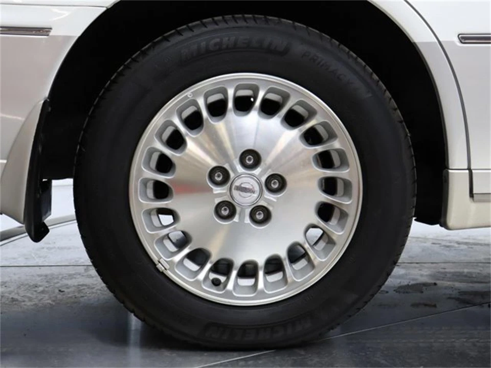 1998 Nissan Cima 3rd Gen - Image 30 of 31
