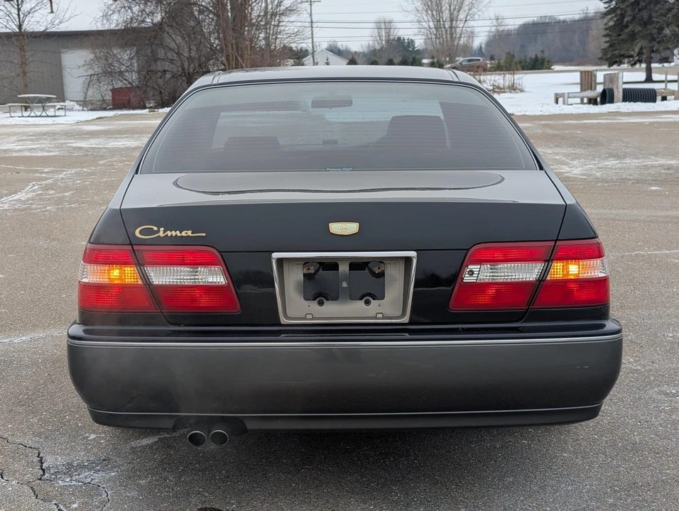 1998 Nissan Cima 3rd Gen - Image 9 of 31